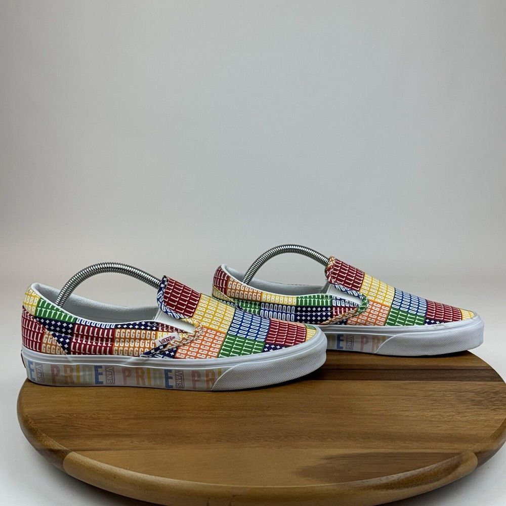 Mens Vans Classic Slip On Pride Rainbow Skateboarding Sneakers Shoes Size 9.5 D
